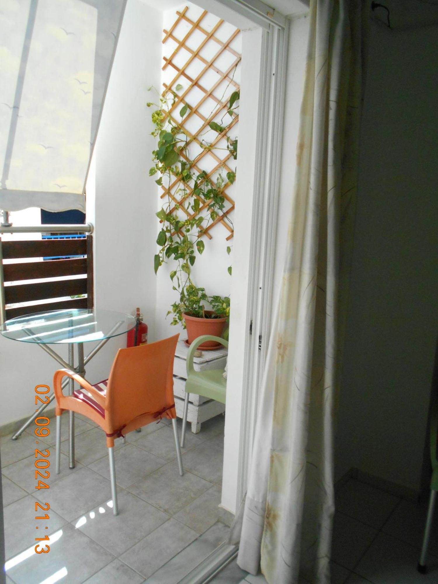 Garifalia Daire Kalamaki (Heraklion)