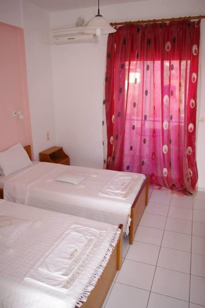 Garifalia Apartment Kalamaki (Heraklion)